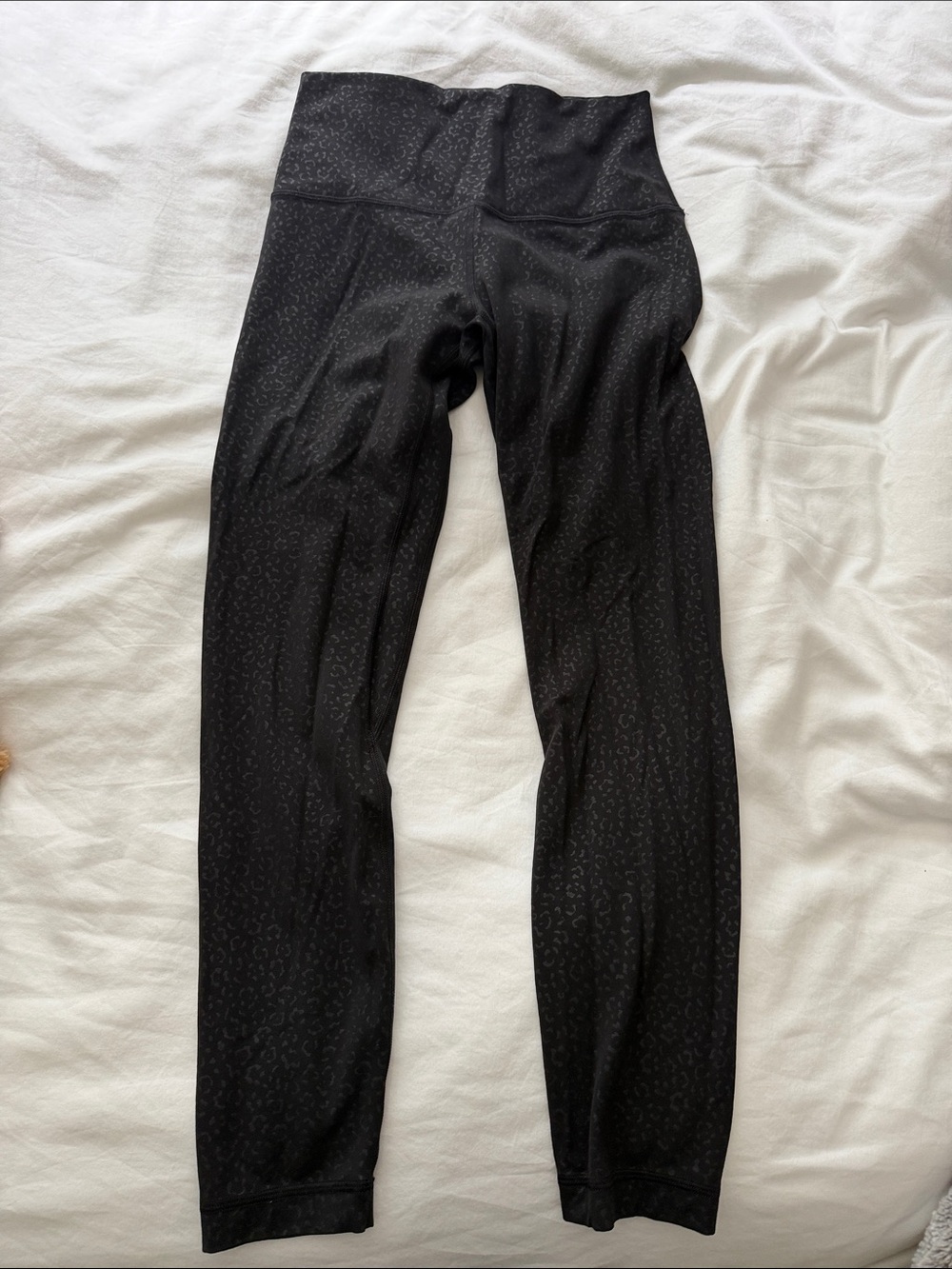 Lululemon athletica align 25” inseam leggings — black leopard print